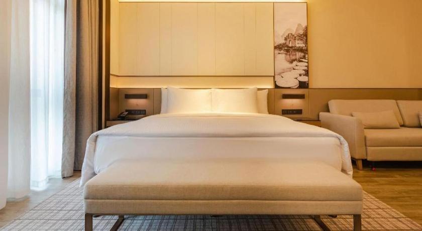 Wanda Jin Baise Hotel Екстериор снимка