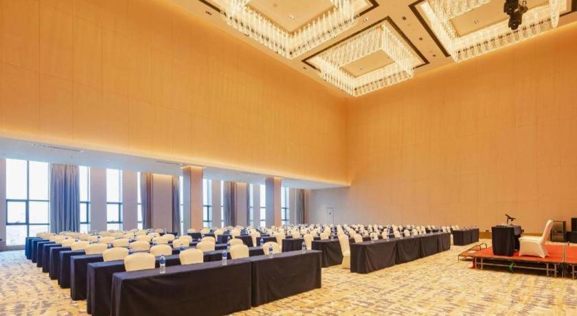 Wanda Jin Baise Hotel Екстериор снимка