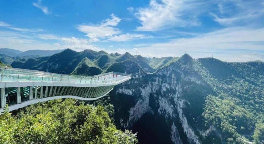 Wanda Jin Baise Hotel Екстериор снимка